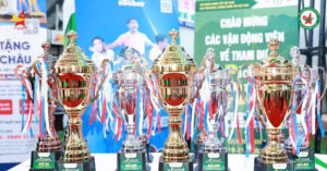 1600 Tay Vot Tranh Tai Giai Pickleball Doanh Nhan Quoc Te 2026 9