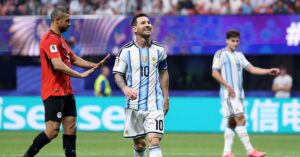 Anh Chinh Messi Di Bo 1783774821029657019893 62 0 1402 2560 Crop 1783774921585469649319