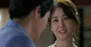 Bat Chap Gia Dinh Cam Can De Don Sang Song Thu Voi Nguoi Yeu Lon Tuoi Co Gai Nhan Qua Dang Nho Doi 8