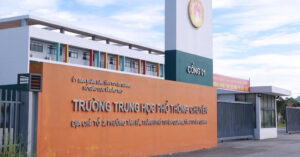 Bo Gd Dt Chua Chot Cho Hoc Sinh Truong Thpt Chuyen Tuyen Quang Thi Lai Mon Toan 2322