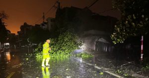 Hinh Anh Bao So 1 Maysak Do Bo Mong Cai Gio Rit Lien Hoi Mua Trang Troi 3303