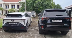 O To Dien Gan Bien So Gia Trung Xe Ford Everest Ngang Nhien Chay Tren Quoc Lo 1613.Webp