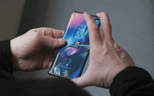 Tcl Rollable Concept Gif 1782714030594969561897 0 47 405 695 Crop 1782714073448329292585.Gif